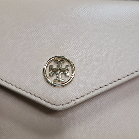 Chic Tory Burch Beige Envelope Robinson Crossbody Bag Clutch - Picture 5 of 15
